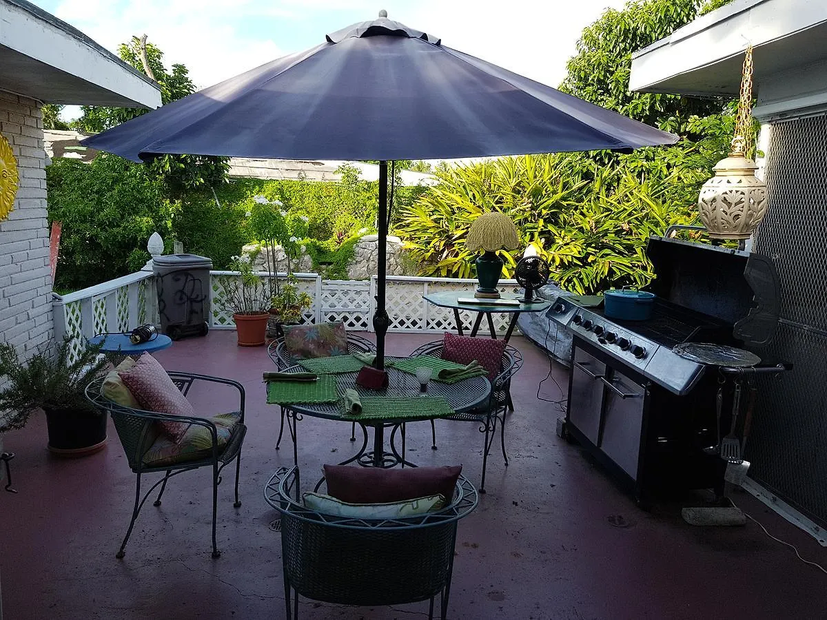 Bajamar Your Second Home Guest Property Freeport Homestay szállás